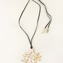 Bijoux - Pendentif grand corail en corne noire Afrincaine - L INDOCHINEUR X RIVÊT