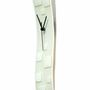 Horloges - Horloge murale blanche et blanche tachetée 10x41 cm - CARNEOL GLASS
