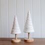 Christmas table settings - Ceramic Small White Christmas Tree - WE LOVE SEASONS