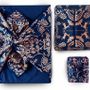 Cadeaux - Pack Famille Furoshiki – Mystérieux Bleu Nuit - CARÉDEAU PAPIER CADEAU RÉUTILISABLE