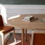 Mobilier et rangements pour bureau - CAST — Table de salle à manger ovale minimaliste en bois de noyer - MOR