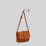 Sacs et cabas - Merlin - Grand sac à bandoulière en cuir brun grainé - MIMI BERRY