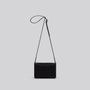 Sacs et cabas - Sparrow - Petit sac à bandoulière en cuir noir grainé - MIMI BERRY
