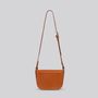 Sacs et cabas - Eve - Sac à bandoulière de taille moyenne en cuir brun grainé - MIMI BERRY