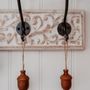 Objets de décoration - Gland suspendu en bois - WE LOVE SEASONS