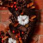 Decorative objects - Wooden Brown and Orange Pumpkin Wreath - WE LOVE SEASONS