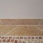 Crockery - Light travertine plinth - LIGERIO