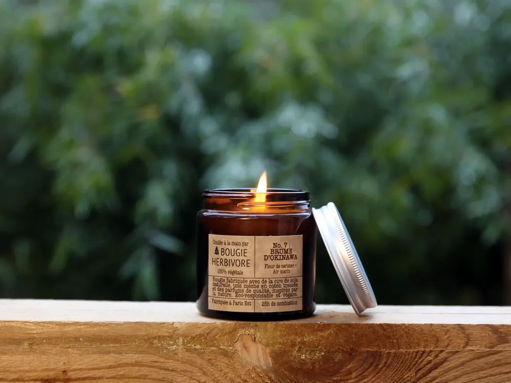 Decorative objects - No. 7 : BRUME D'OKINAWA - Cherry blossom + Air Marine - Small - LA BOUGIE HERBIVORE