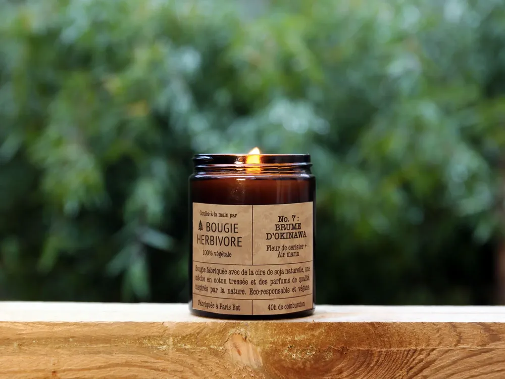 Candles - No. 7 : BRUME D'OKINAWA - Cherry blossom + Air Marine - Medium - LA BOUGIE HERBIVORE