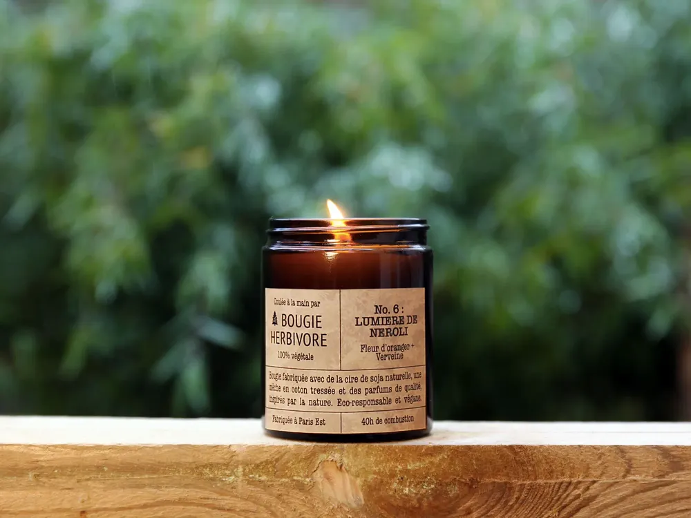 Objets de décoration - No. 6 : LUMIERE DE NEROLI - Fleur d'oranger + Verveine - Medium - LA BOUGIE HERBIVORE