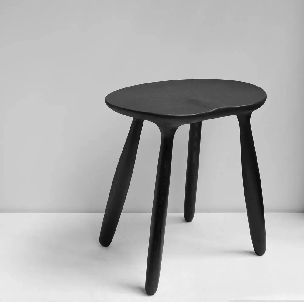 Stools for hospitalities & contracts - Stained Ash Daiku Stool by Victoria Magniant - VICTORIA MAGNIANT POUR GALERIE V