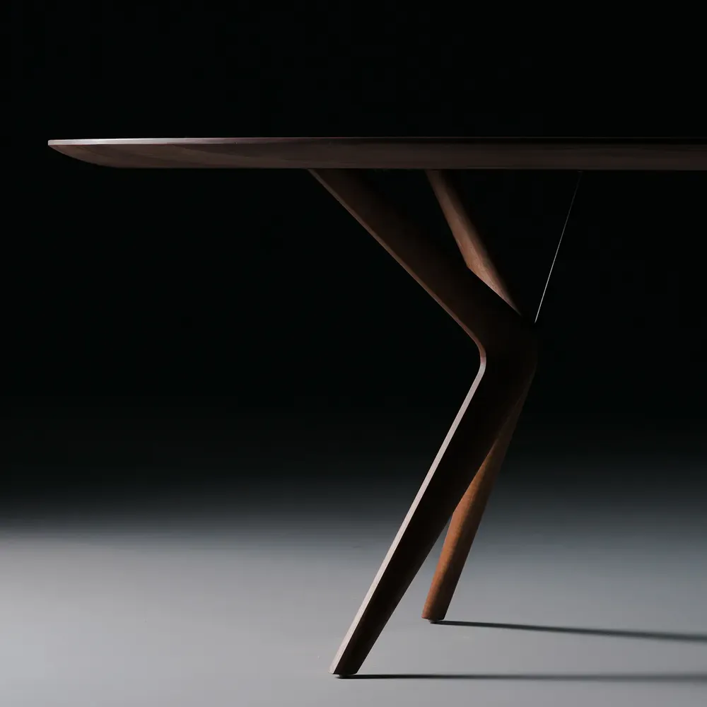 Tables Salle à Manger - Table LAKRI OVALE ET RONDE - ARTISAN