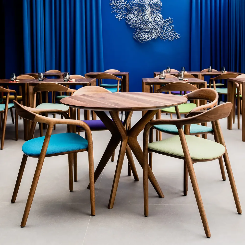 Tables Salle à Manger - Table LAKRI OVALE ET RONDE - ARTISAN