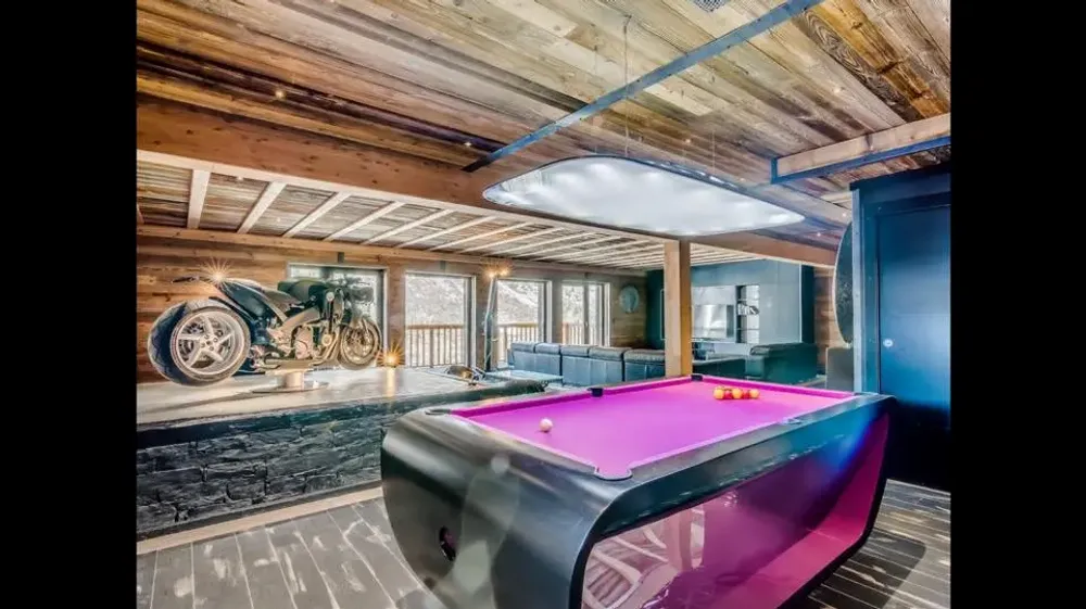 Objets design - Billard design Blacklight - BILLARDS ET BABY-FOOT TOULET