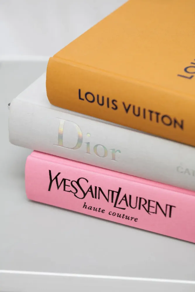 Cosmétiques - Défilé Louis Vuitton | Livre - NEW MAGS