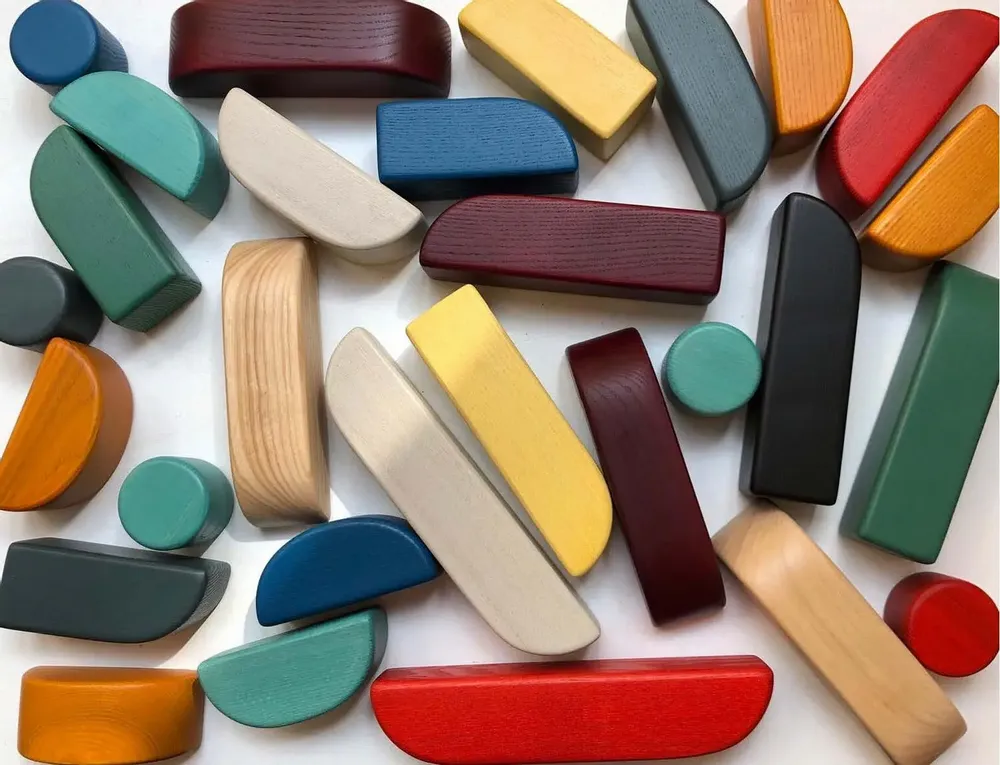 Tabourets pour collectivités - Tabouret Daiku frêne teinté par Victoria Magniant - VICTORIA MAGNIANT POUR GALERIE V