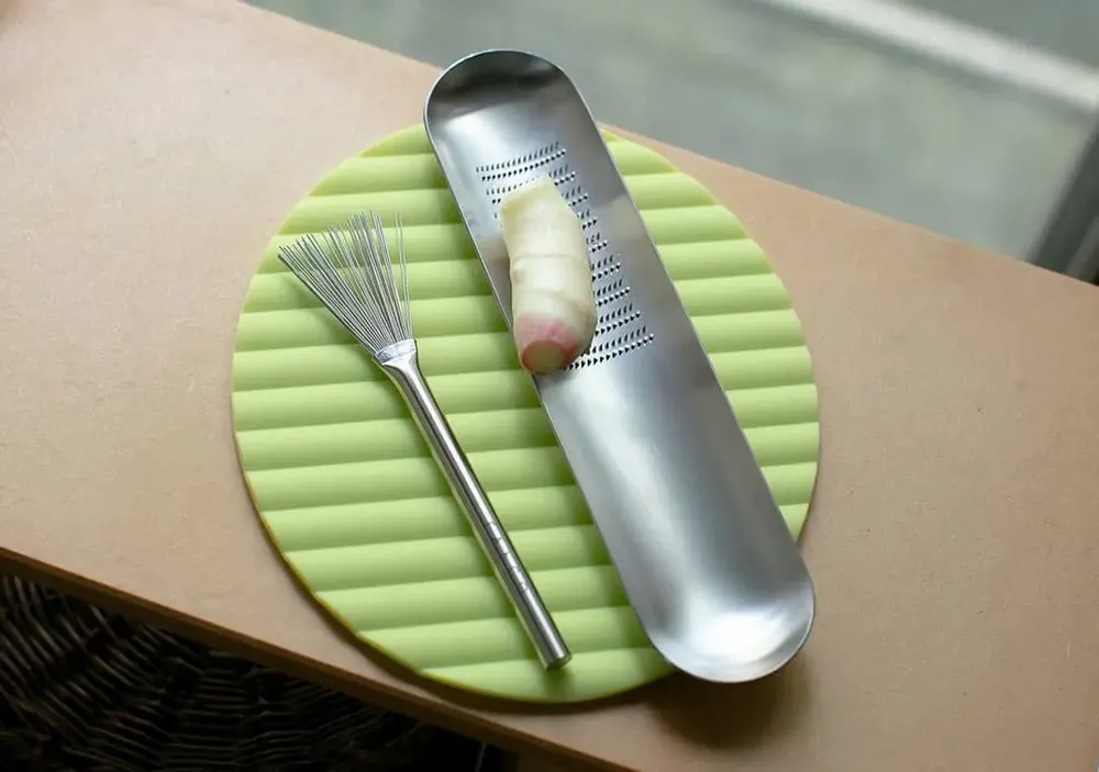 Kitchen utensils - Hake brush for Oros stainless steel graters - EAToco/YOSHIKAWA collection - ABINGPLUS