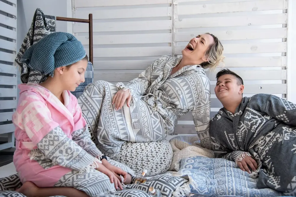 Homewear - Bathrobes, Blankets & Throws - AELIA ANNA