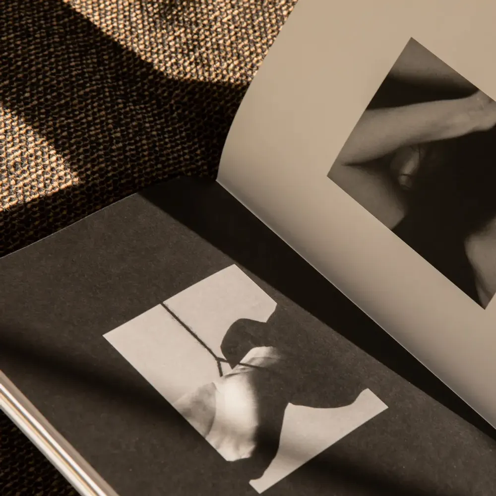 Office desks - The Reinvention of Forms | Book - NEW MAGS