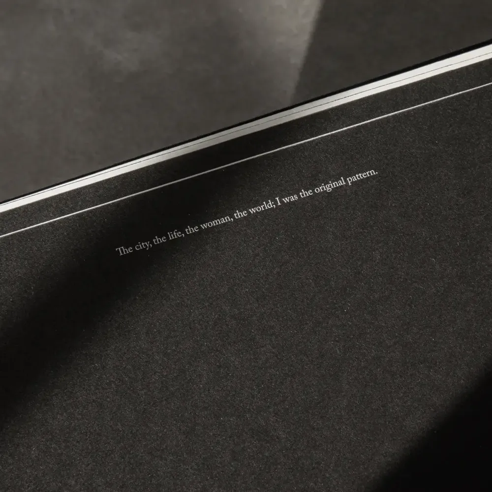 Office desks - The Reinvention of Forms | Book - NEW MAGS