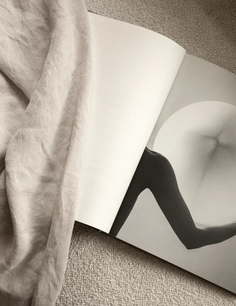 Office desks - The Reinvention of Forms | Book - NEW MAGS