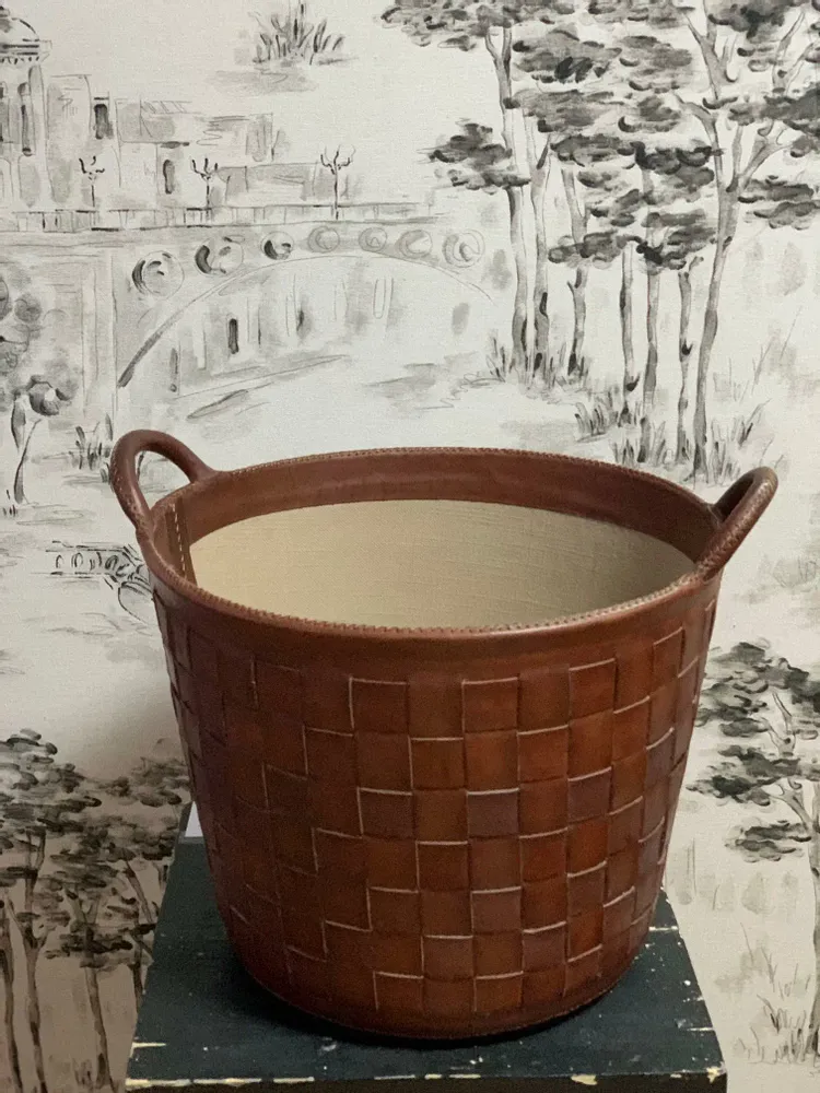 Objets de décoration - Sac en cuir tissé - SOL & LUNA