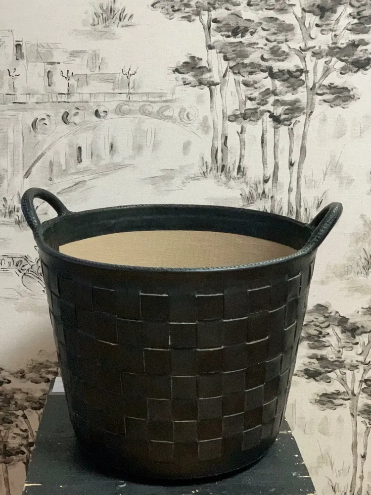 Objets de décoration - Sac en cuir tissé - SOL & LUNA