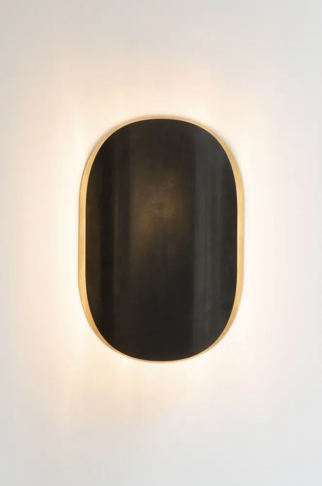 Aménagements pour bureau - Applique Astra en laiton brossé, Patine Blanche, LED 2000k Par Victoria Magniant - VICTORIA MAGNIANT POUR GALERIE V