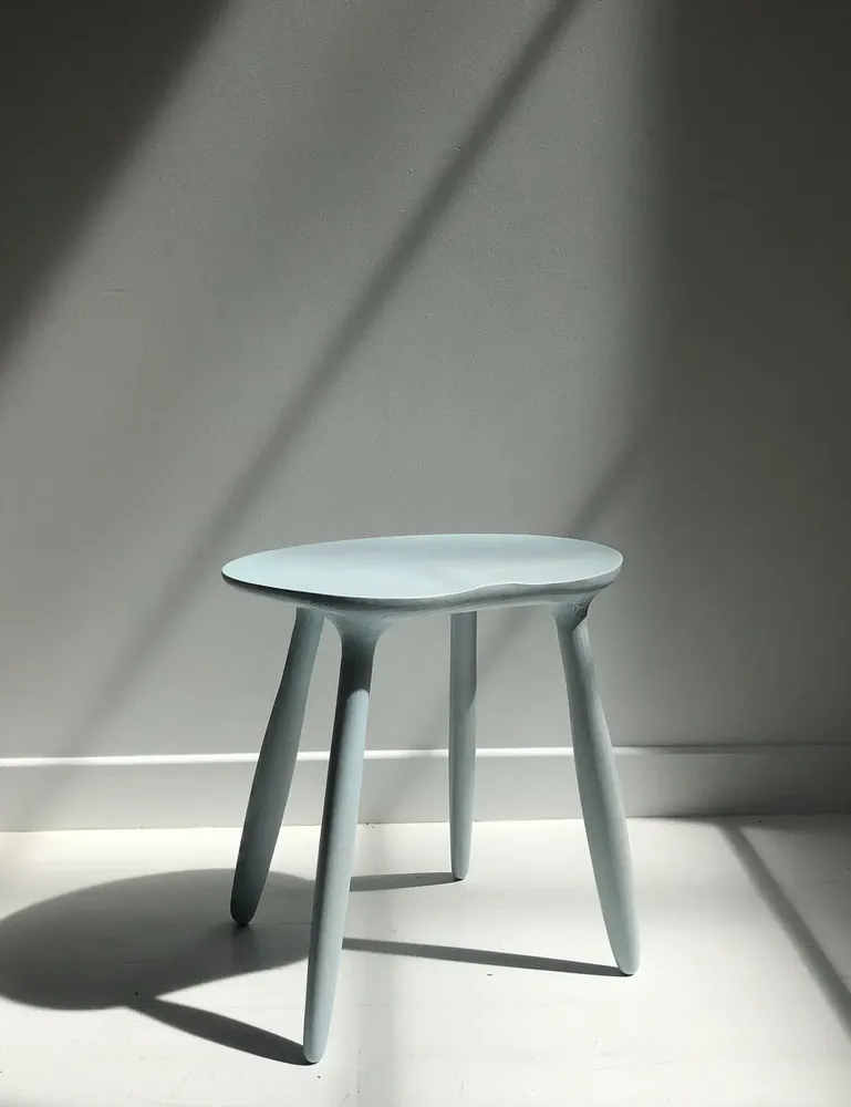 Tabourets pour collectivités - Tabouret Daiku frêne teinté par Victoria Magniant - VICTORIA MAGNIANT POUR GALERIE V