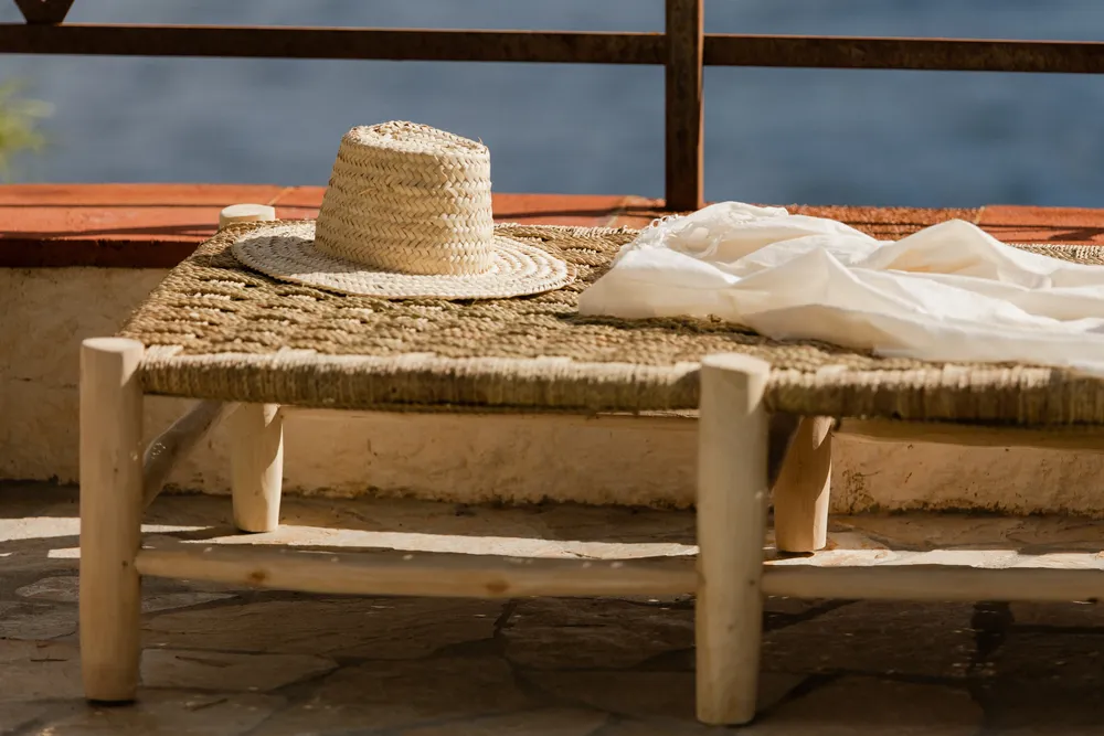 Bancs - Banc en bois tressé en feuille de palmier – 190 cm | Cosydar Déco - COSYDAR-DECO