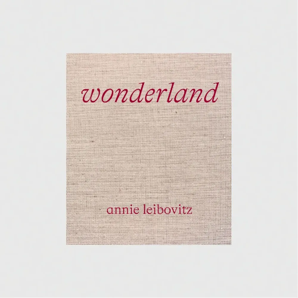 Decorative objects - Annie Leibovitz: Wonderland | Book - NEW MAGS