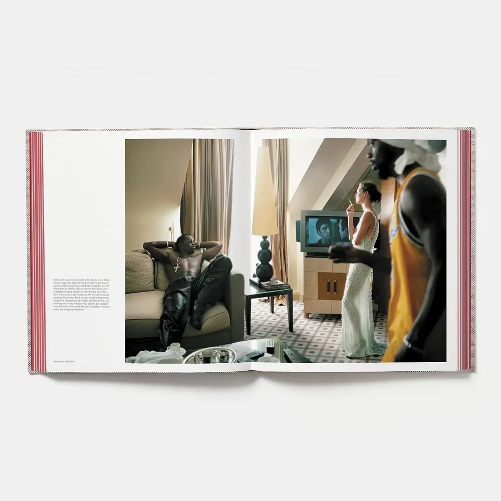 Decorative objects - Annie Leibovitz: Wonderland | Book - NEW MAGS