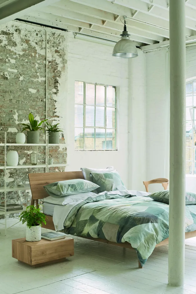 Bed linens - Geo Moderne Pewter - Cotton Percale Bedding Set - DESIGNERS GUILD