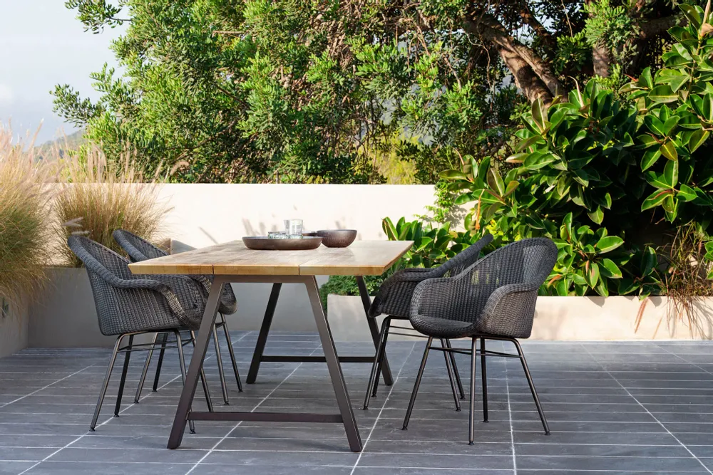 Lawn tables - Matteo Dining Table - VINCENT SHEPPARD