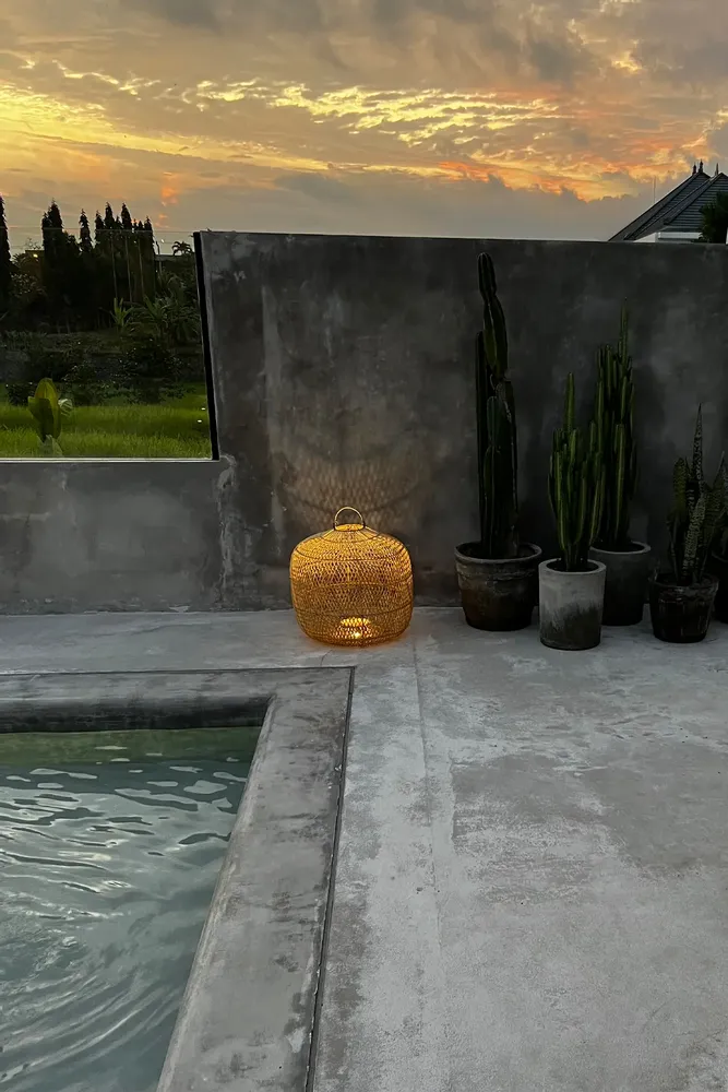 Floor lamps - The Batu Bolong Pendant - Natural - L - BAZAR BIZAR LIVING