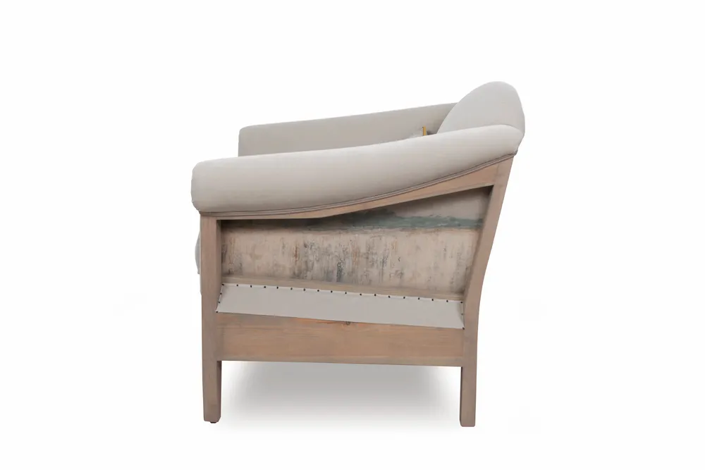 Fauteuils - Avis Essence Maison Lévy| Fauteuil et Canapé - CREARTE COLLECTIONS