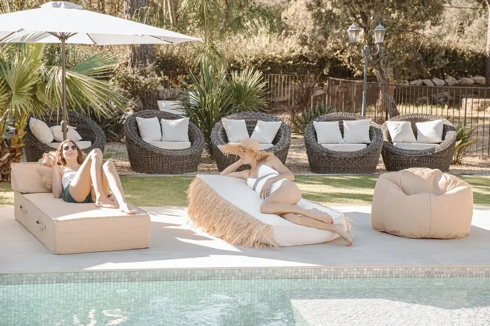 Deck chairs - White sun lounger with raffia fringes - MX HOME