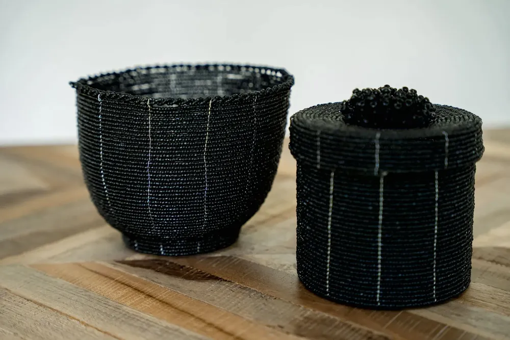 Decorative objects - The Beaded Candy Bowl - Black - M - BAZAR BIZAR LIVING