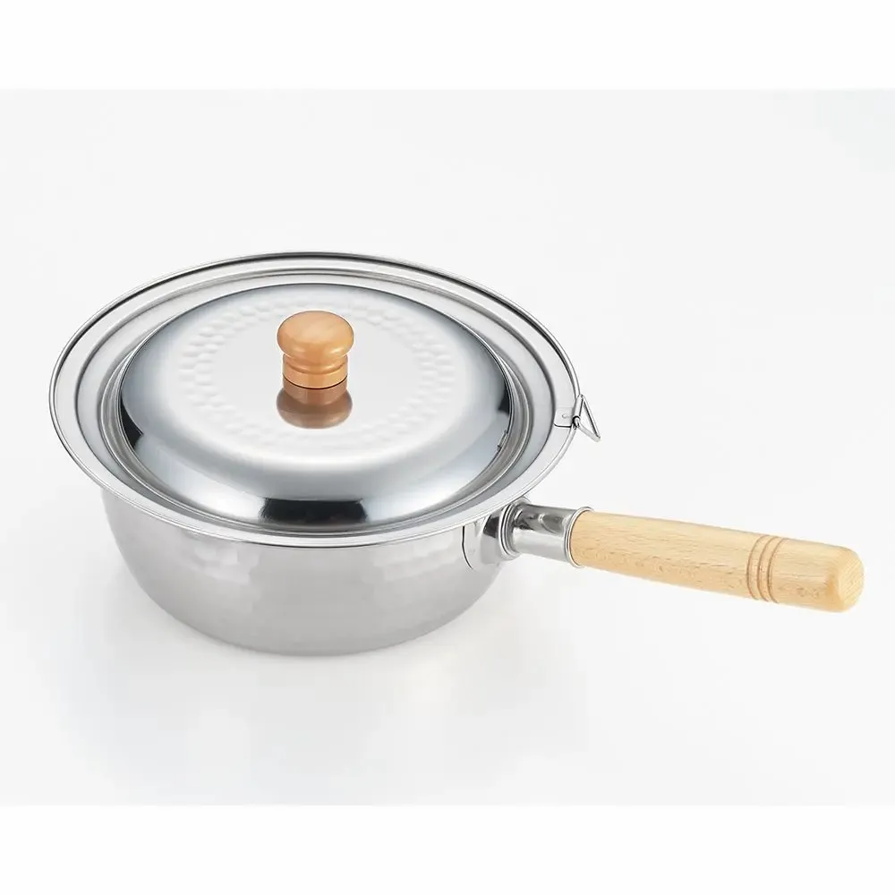 Casseroles - Casserole de 18 cm en acier inoxydable, martelée avec deux becs verseurs - collection Yukihira / YOSHIKAWA - ABINGPLUS