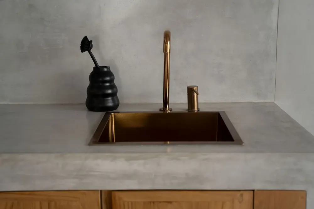 Vases - The Burned Vase - BAZAR BIZAR LIVING