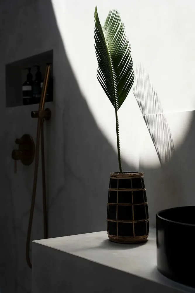 Vases - The Cutie Vase - Black Natural - S - BAZAR BIZAR LIVING