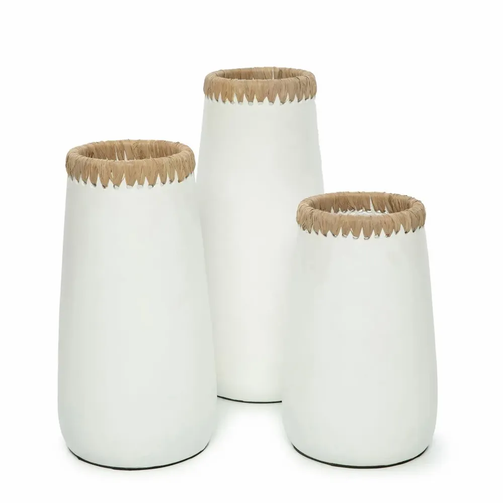 Vases - Le Vase Sneaky - Blanc Naturel - M - BAZAR BIZAR LIVING