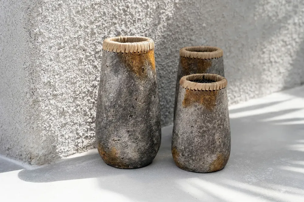 Vases - The Sneaky Vase - Antique Grey - L - BAZAR BIZAR LIVING