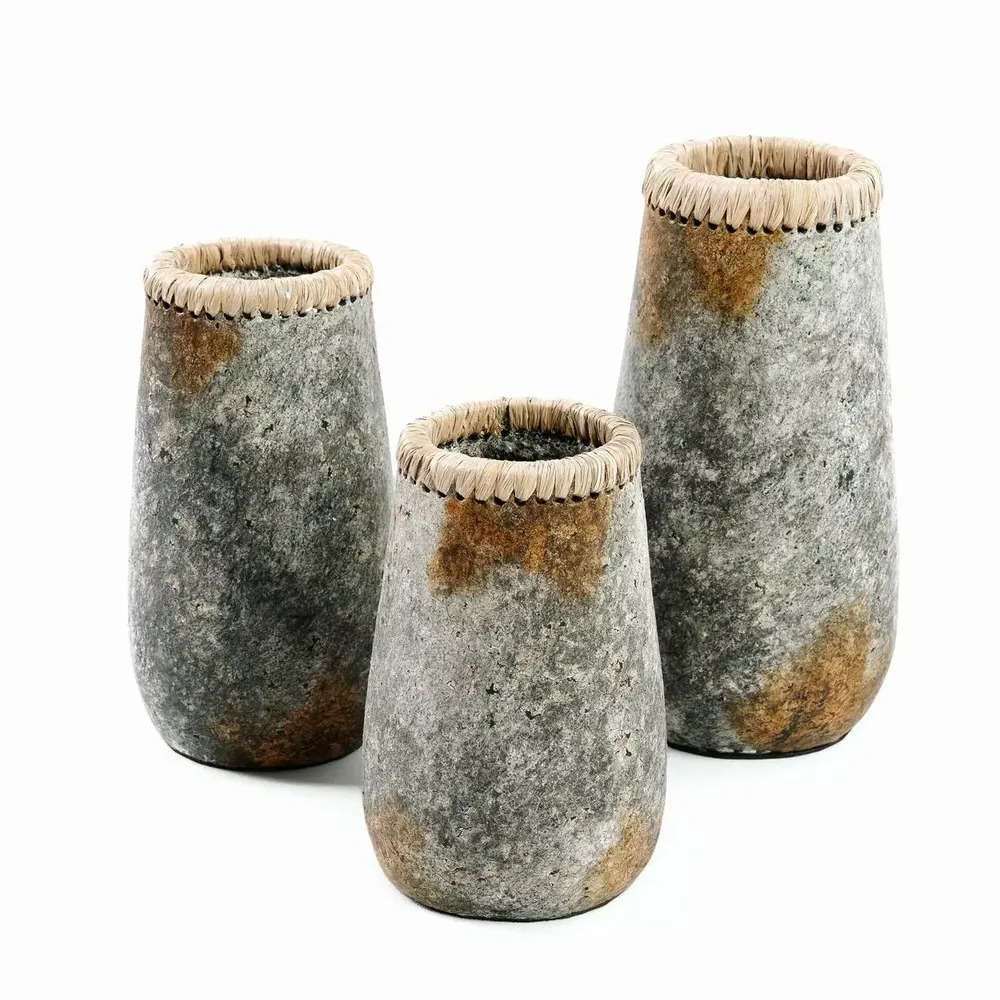 Vases - The Sneaky Vase - Antique Grey - M - BAZAR BIZAR LIVING