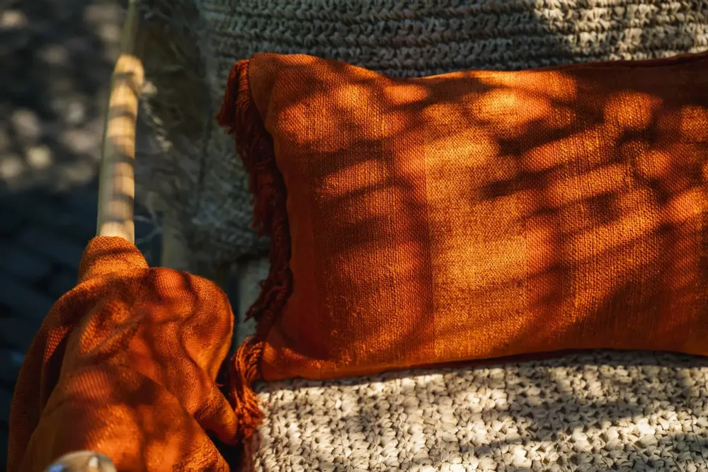 Coussins - La Housse De Coussin Oh My Gee - Velours Rouille - 30x50 - BAZAR BIZAR LIVING