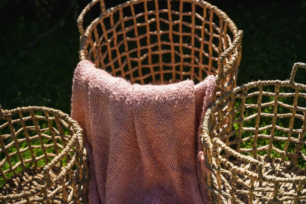 Throw blankets - The s'il vous Plaid - Salmon Pink - BAZAR BIZAR LIVING