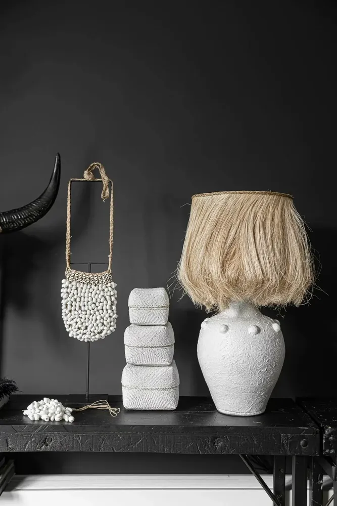 Decorative objects - The Shell Purse on Stand - BAZAR BIZAR LIVING