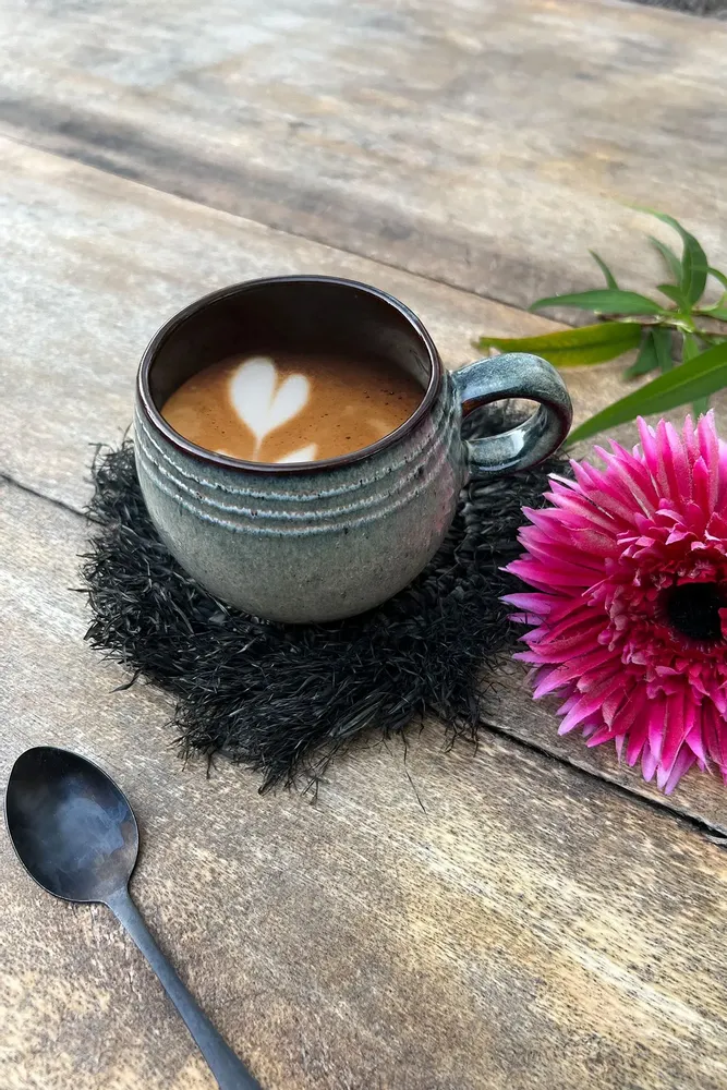 Placemats - The Fringe Raffia Coaster - Black - BAZAR BIZAR LIVING