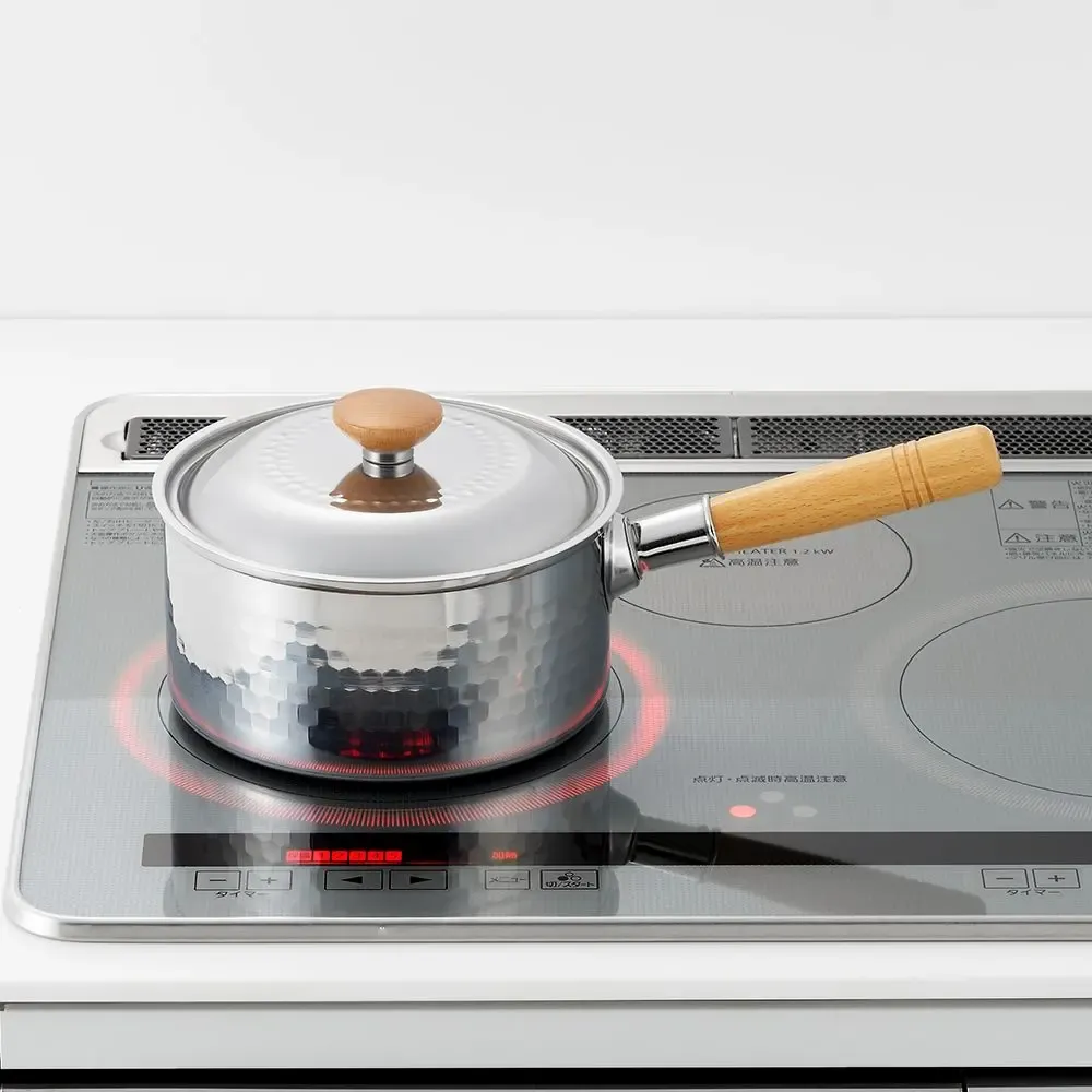 Casseroles - Marmite de 18 cm en acier inoxydable, martelée avec son couvercle  - collection Yukihira / YOSHIKAWA - ABINGPLUS