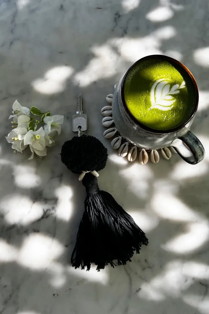 Decorative objects - The Pompom Keychain - Black - BAZAR BIZAR LIVING